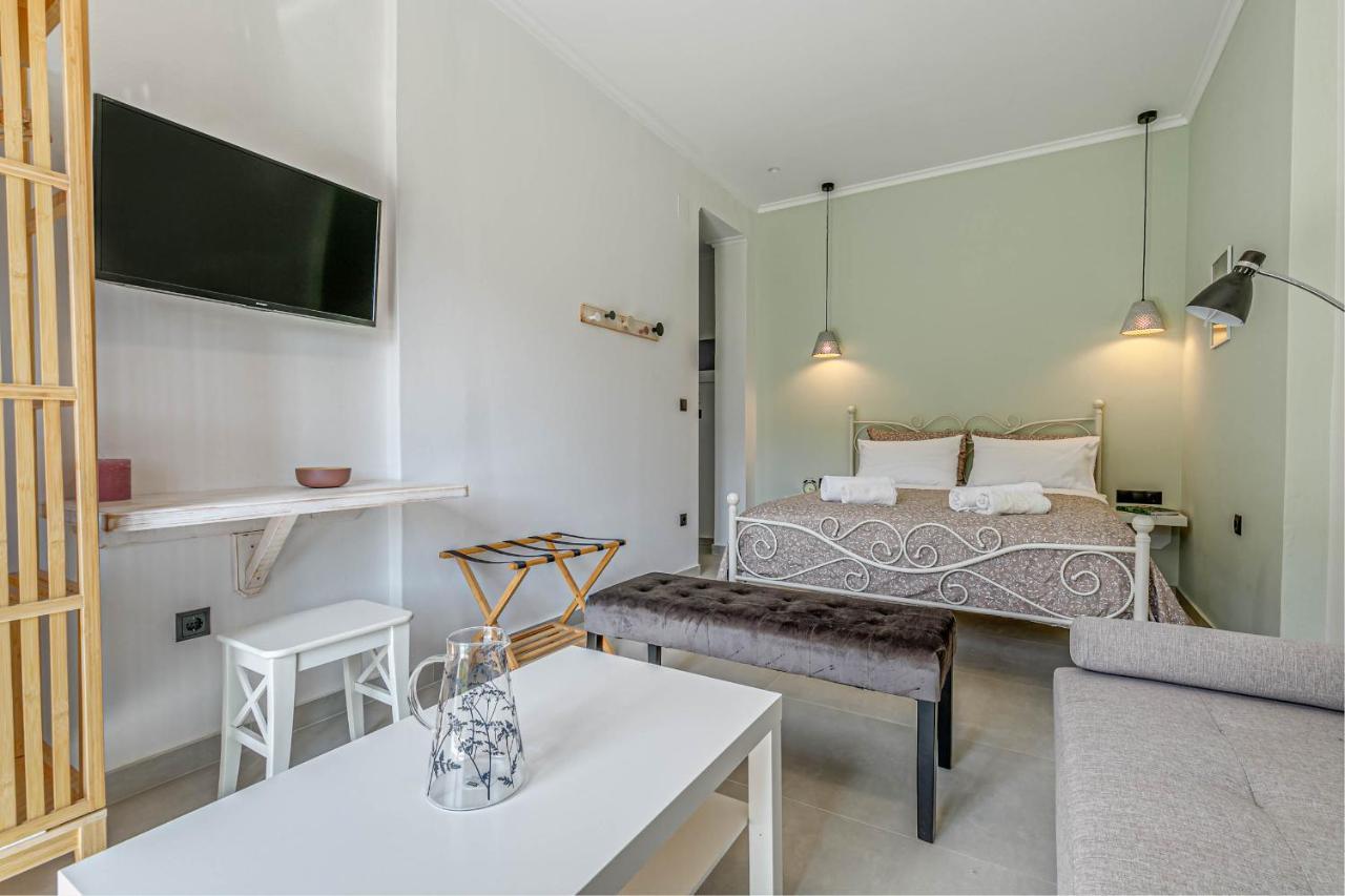 Terranova Beach Apartment - Menta Ypsos Exterior foto